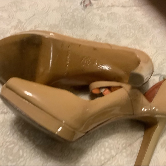 Via Spiga tan open toe heels - Picture 2 of 9